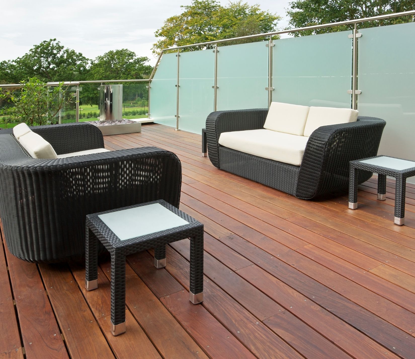 Custom Deck Building in Largo
