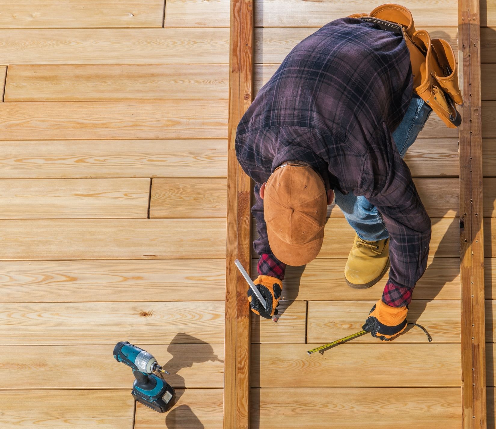 Custom Deck Building in Largo