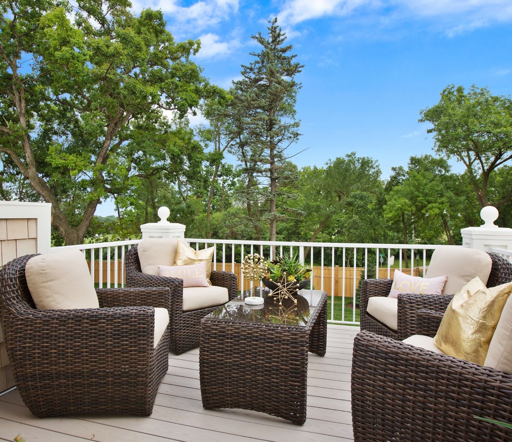 Custom Deck Building in Largo